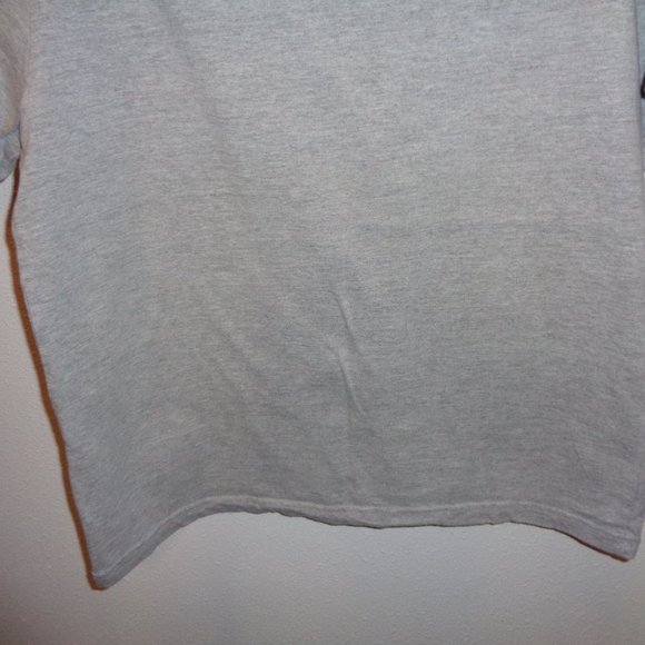 Women's T-Shirt Size Medium - Picture 10 of 11